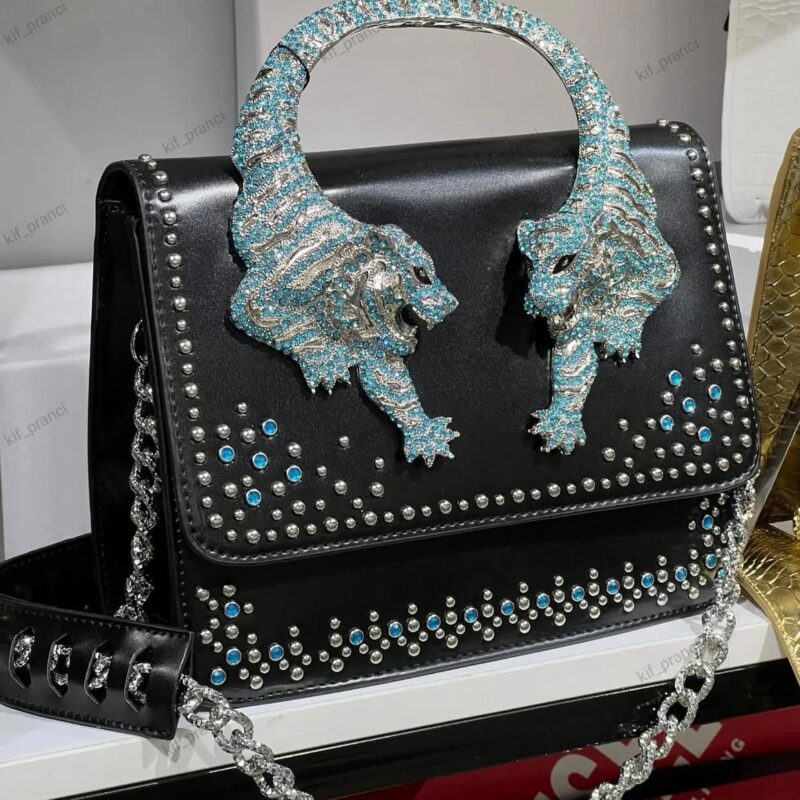 ROBERTO CAVALLI