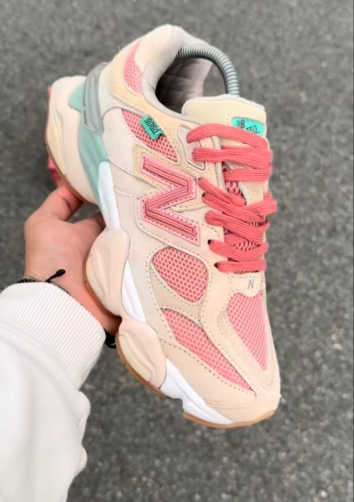 ⁦NEW BALANCE SNEAKERS⁩ - الصورة ⁦3⁩