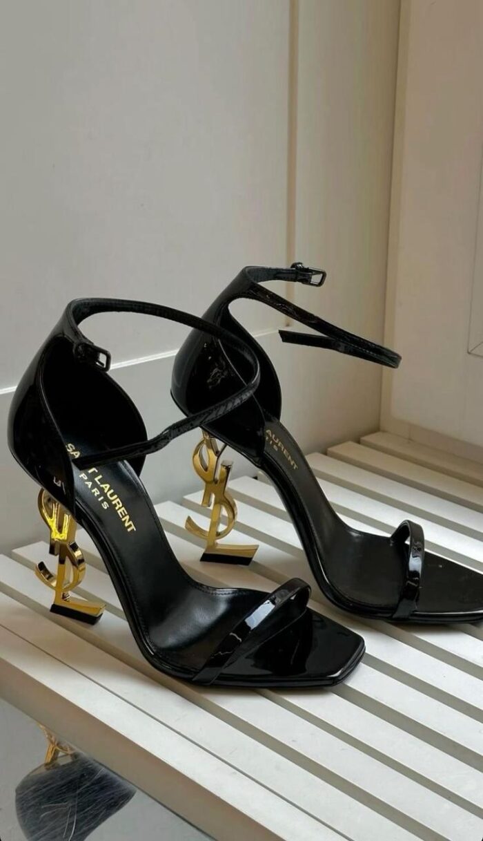 SAINT LAURENT