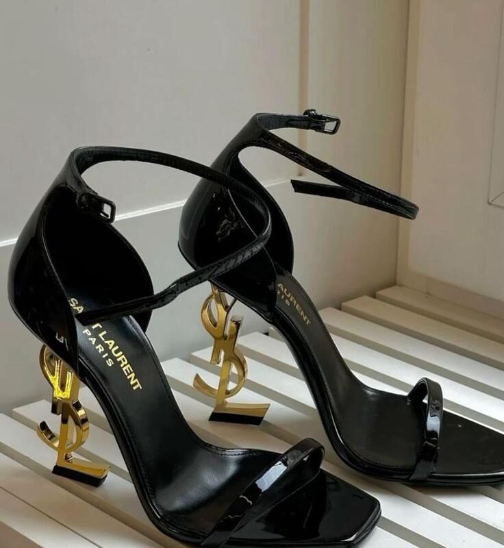 SAINT LAURENT