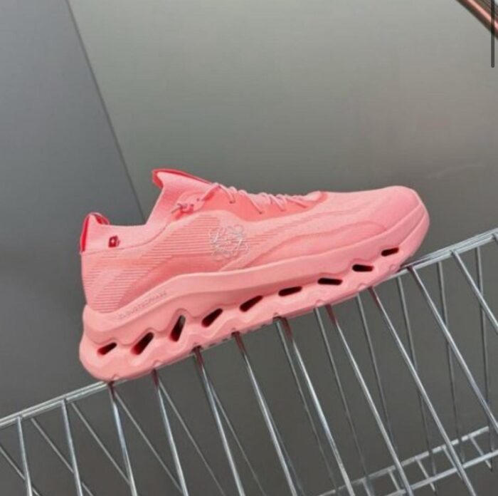 ⁦LOEWE x On Cloudtilt sneakers⁩ - الصورة ⁦3⁩