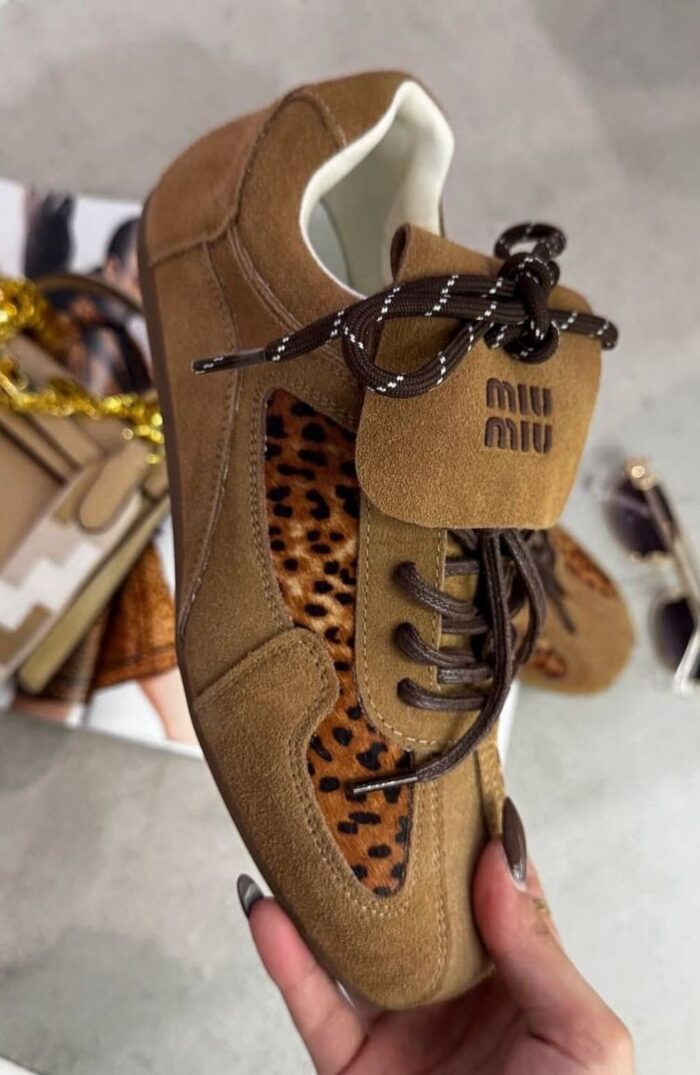 ⁦Miu Miu sneakers⁩ - الصورة ⁦4⁩