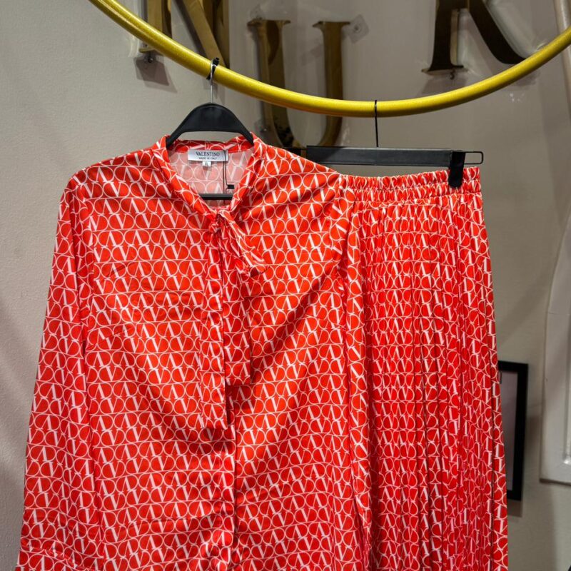 VALENTINO GARAVANI SET
