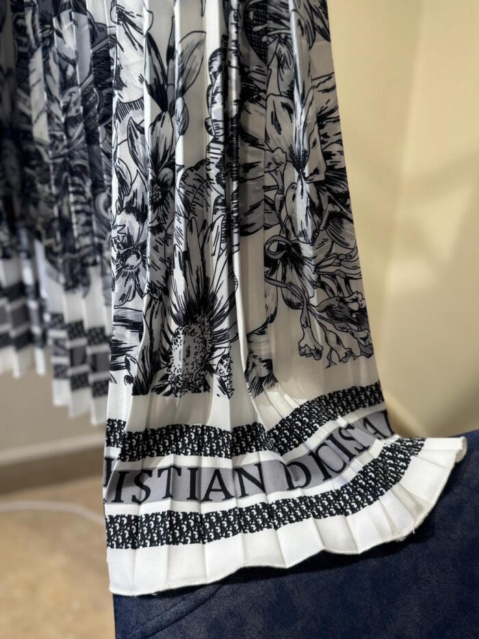 ⁦CHRISTIAN DIOR SET⁩ - الصورة ⁦5⁩