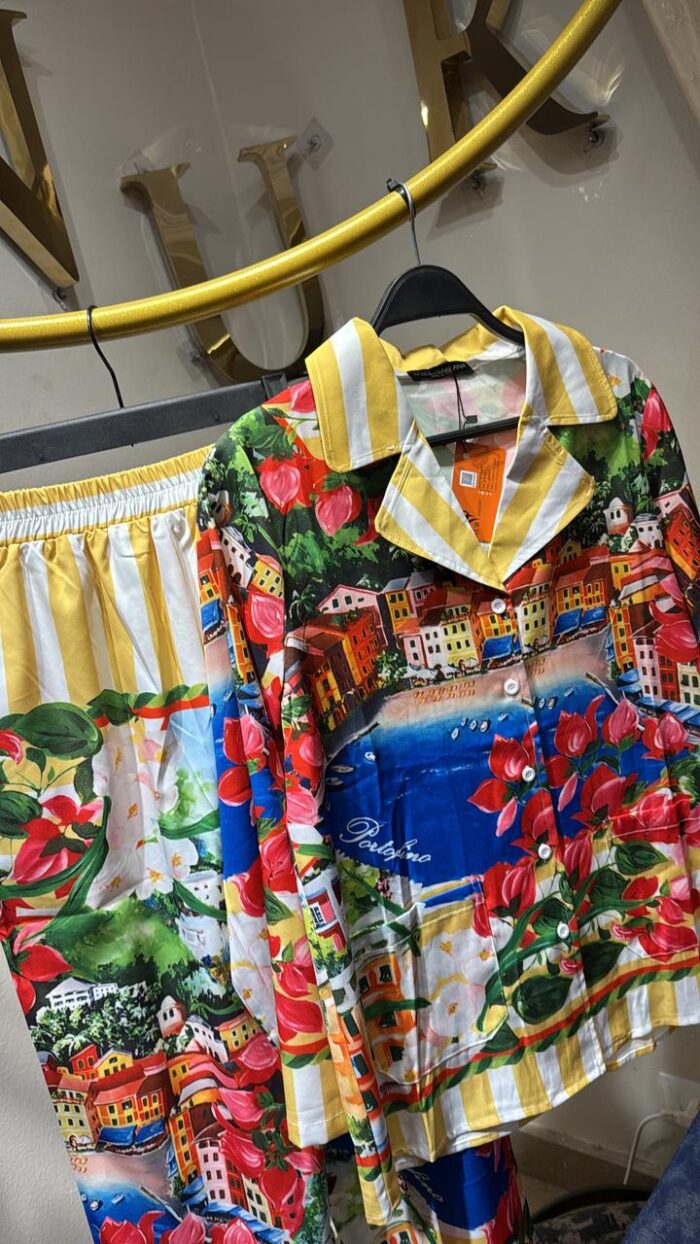 ⁦DOLCE&GABBANA SET⁩ - الصورة ⁦4⁩