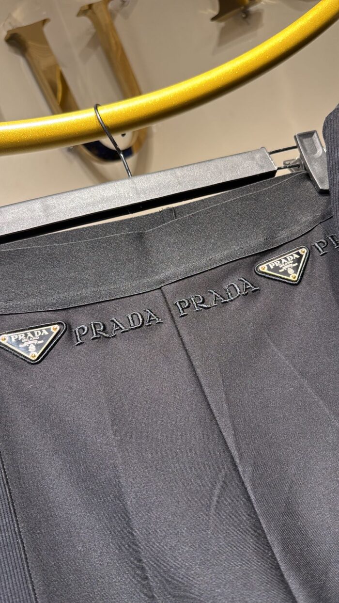 ⁦PRADA SET⁩ - الصورة ⁦6⁩