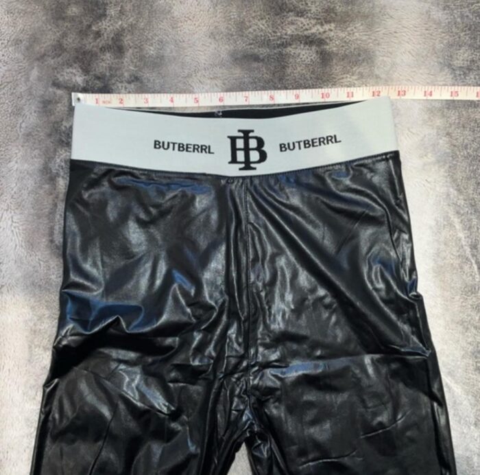 ⁦BUTBERRL PANTS⁩ - الصورة ⁦2⁩