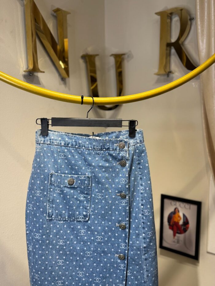 ⁦CHANEL SKIRT⁩ - الصورة ⁦3⁩