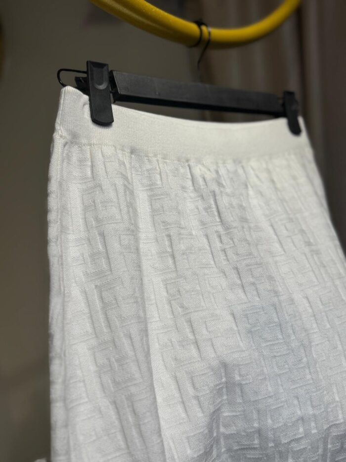 ⁦FENDI SKIRT⁩ - الصورة ⁦4⁩