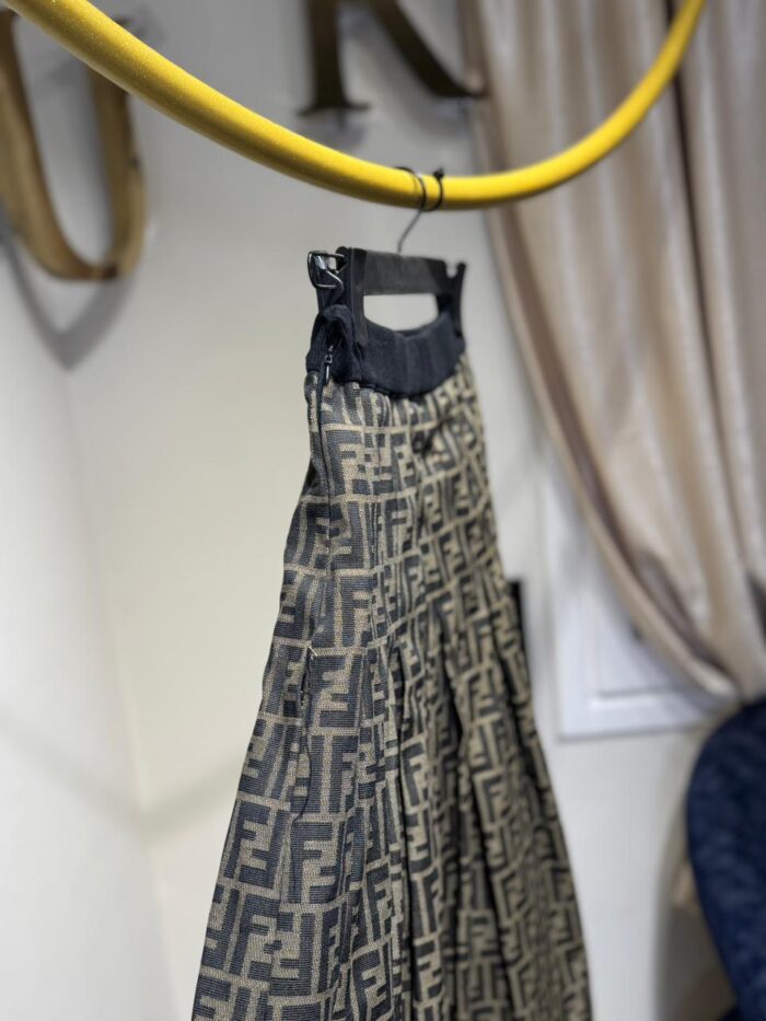 ⁦FENDI SKIRT⁩ - الصورة ⁦3⁩