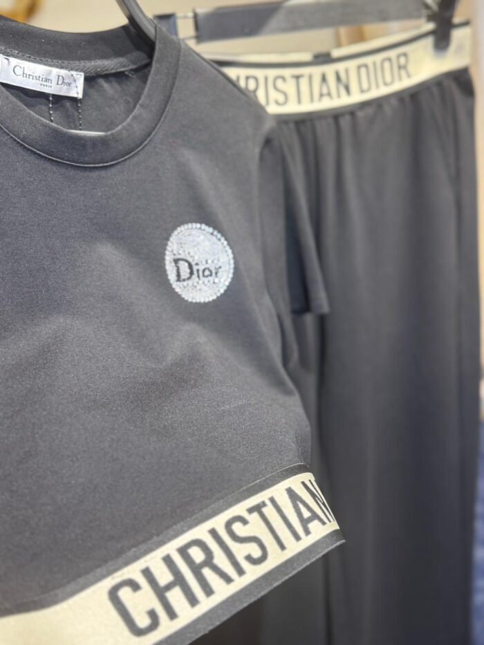 ⁦CHRISTIAN DIOR SET⁩ - الصورة ⁦3⁩