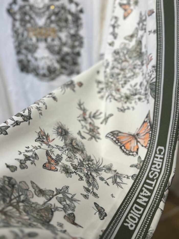 ⁦CHRISTIAN DIOR SET⁩ - الصورة ⁦4⁩