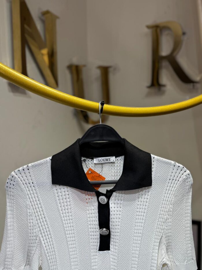 ⁦LOEWE T-SHIRT⁩ - الصورة ⁦2⁩