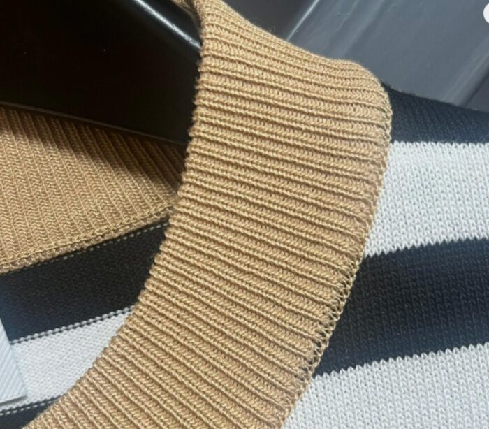⁦BURBERRY T-SHIRT⁩ - الصورة ⁦6⁩