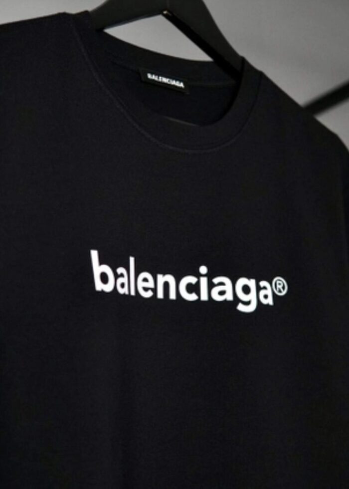⁦BALENCIAGA T-SHIRT⁩ - الصورة ⁦2⁩