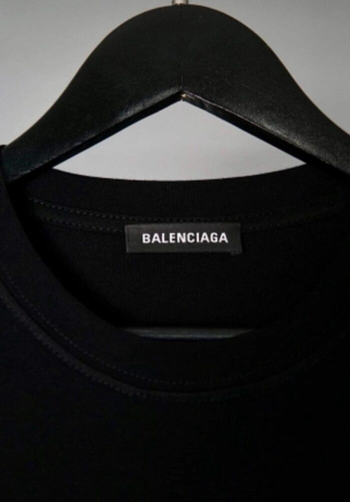 ⁦BALENCIAGA T-SHIRT⁩ - الصورة ⁦4⁩