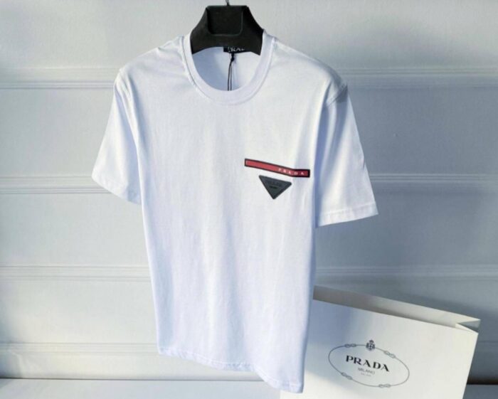 PRADA T-SHIRT