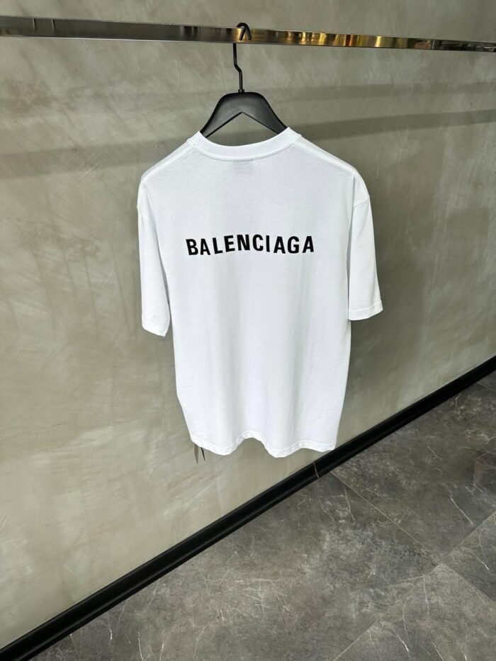 ⁦BALENCIAGA T-SHIRT⁩ - الصورة ⁦4⁩