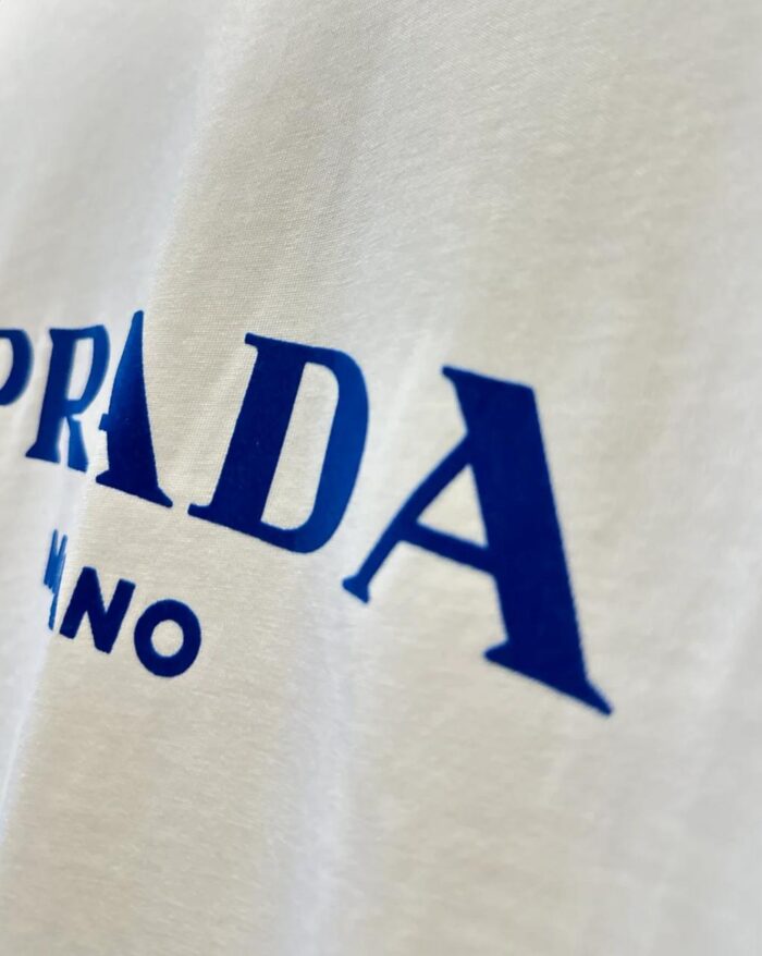 ⁦PRADA T-SHIRT⁩ - الصورة ⁦3⁩