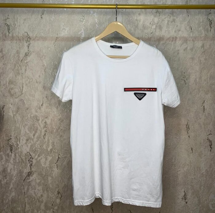 ⁦PRADA T-SHIRT⁩ - الصورة ⁦3⁩