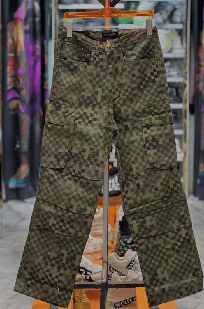 LOUIS VUITTON PANTS