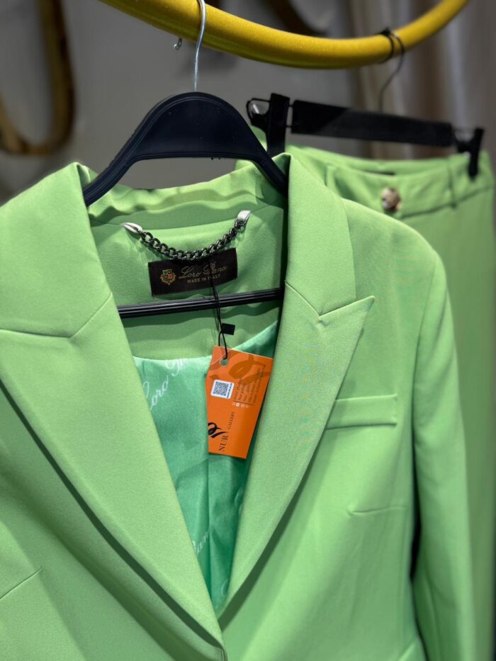 ⁦LORO PIANA SET⁩ - الصورة ⁦2⁩