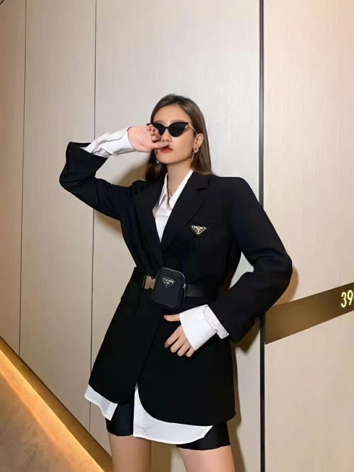 ⁦PRADA BLAZER⁩ - الصورة ⁦5⁩