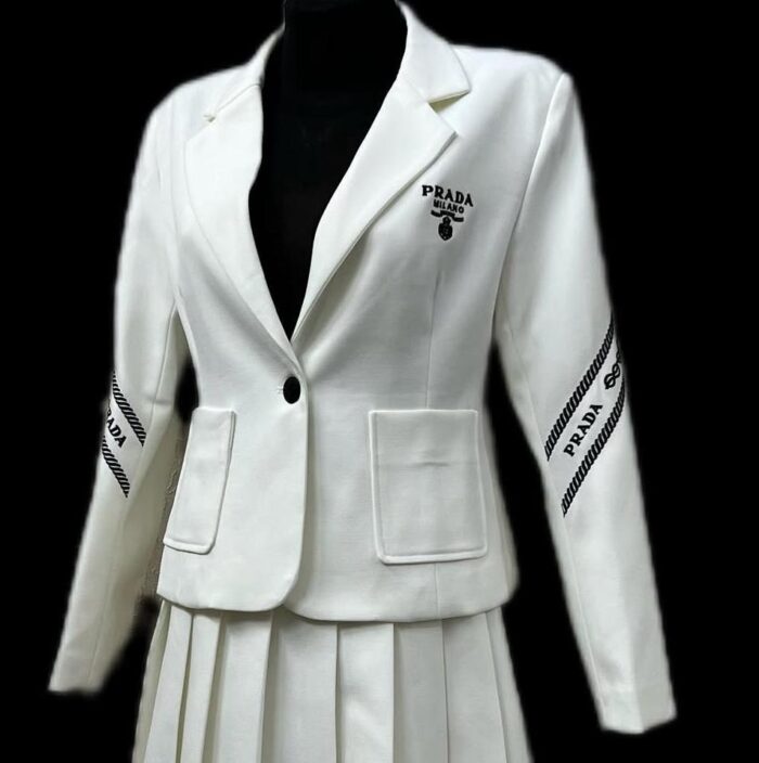 ⁦PRADA BLAZER⁩ - الصورة ⁦3⁩