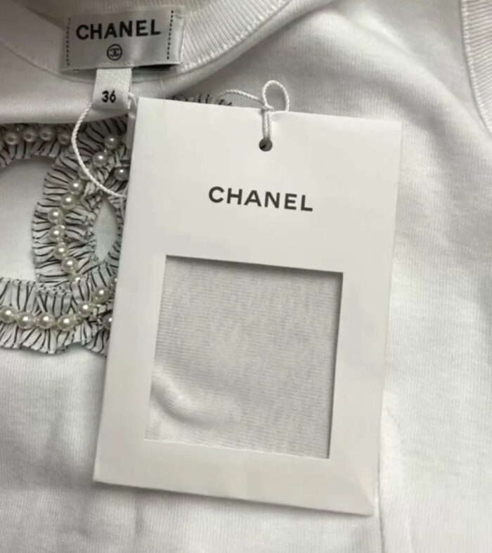 ⁦CHANEL TOP⁩ - الصورة ⁦3⁩