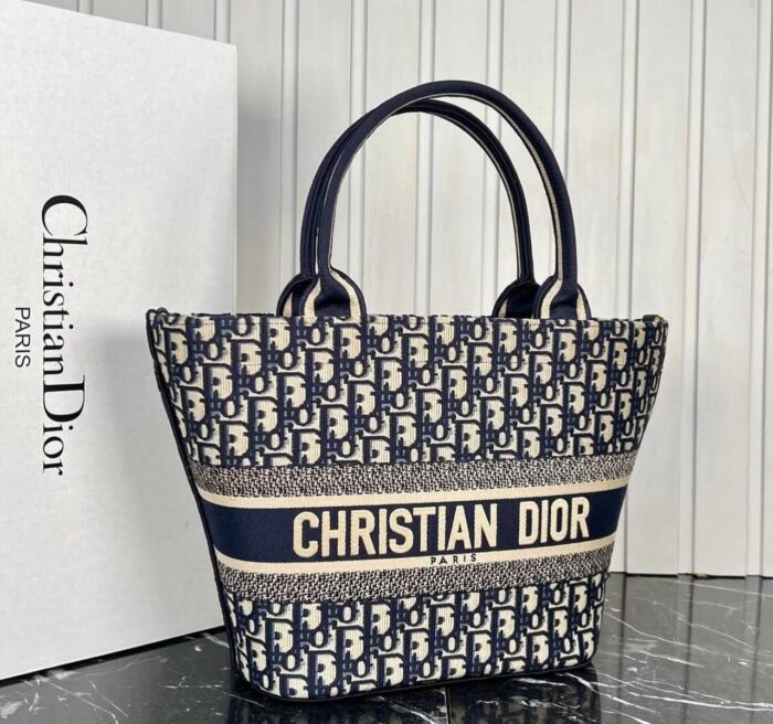 CHRISTIAN DIOR BAG