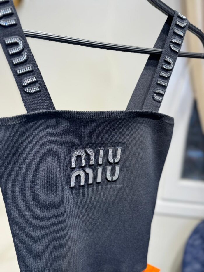 ⁦MIU MIU TOP⁩ - الصورة ⁦4⁩