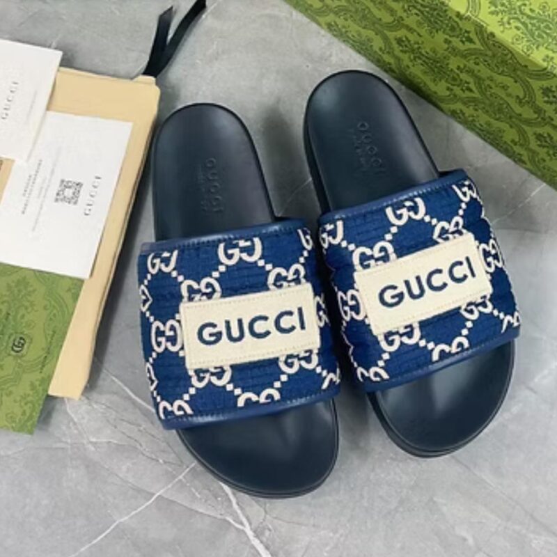 GUCCI SLIPPERS